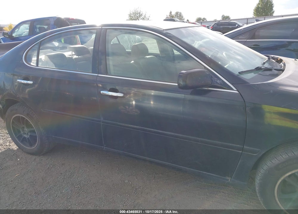 2004 LEXUS ES 330 VIN: JTHBA30G545047620