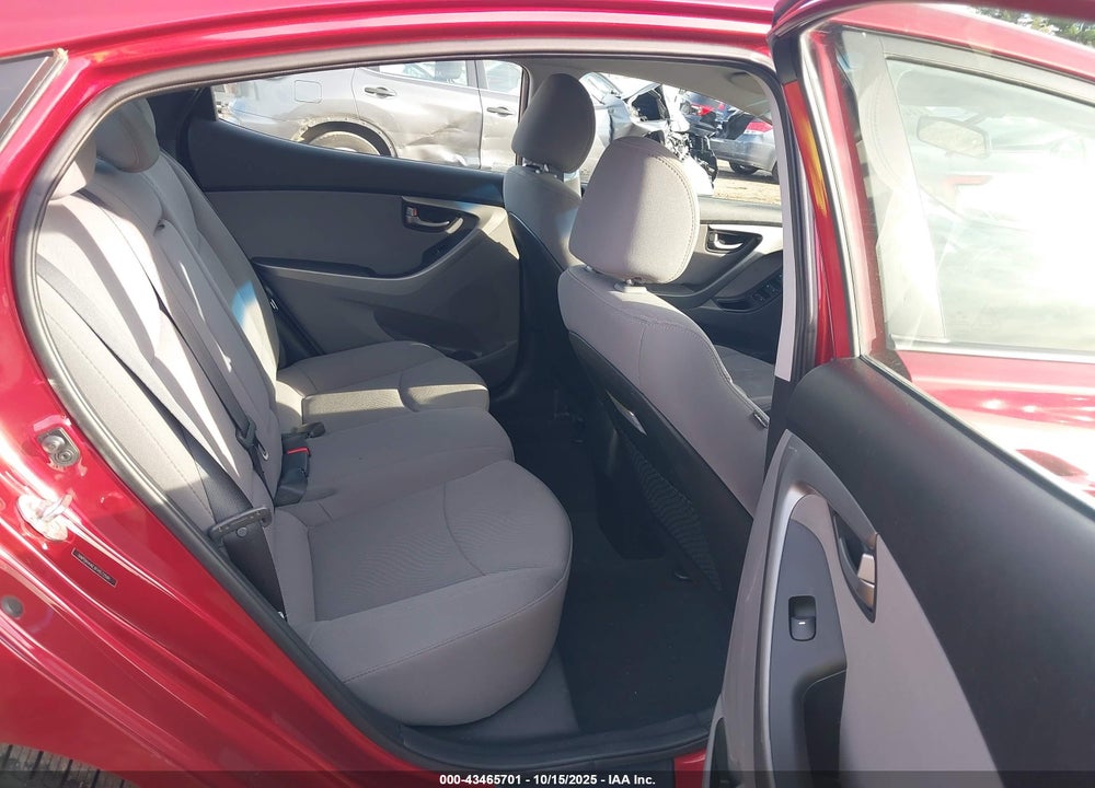 2015 HYUNDAI ELANTRA SE VIN: 5NPDH4AE3FH572591