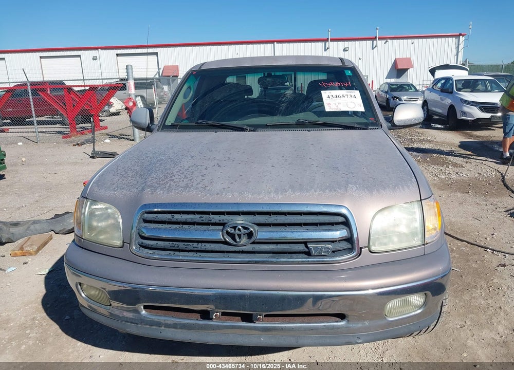 2002 TOYOTA TUNDRA LTD V8 VIN: 5TBRT38172S235405