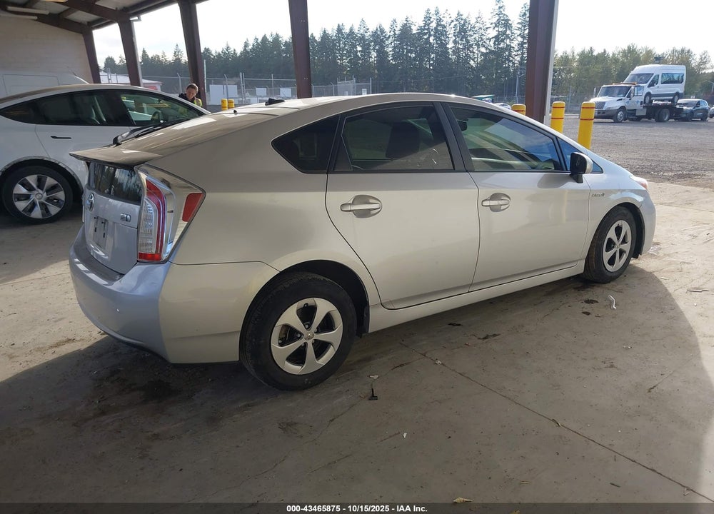 2013 TOYOTA PRIUS VIN: JTDKN3DU4D5630928