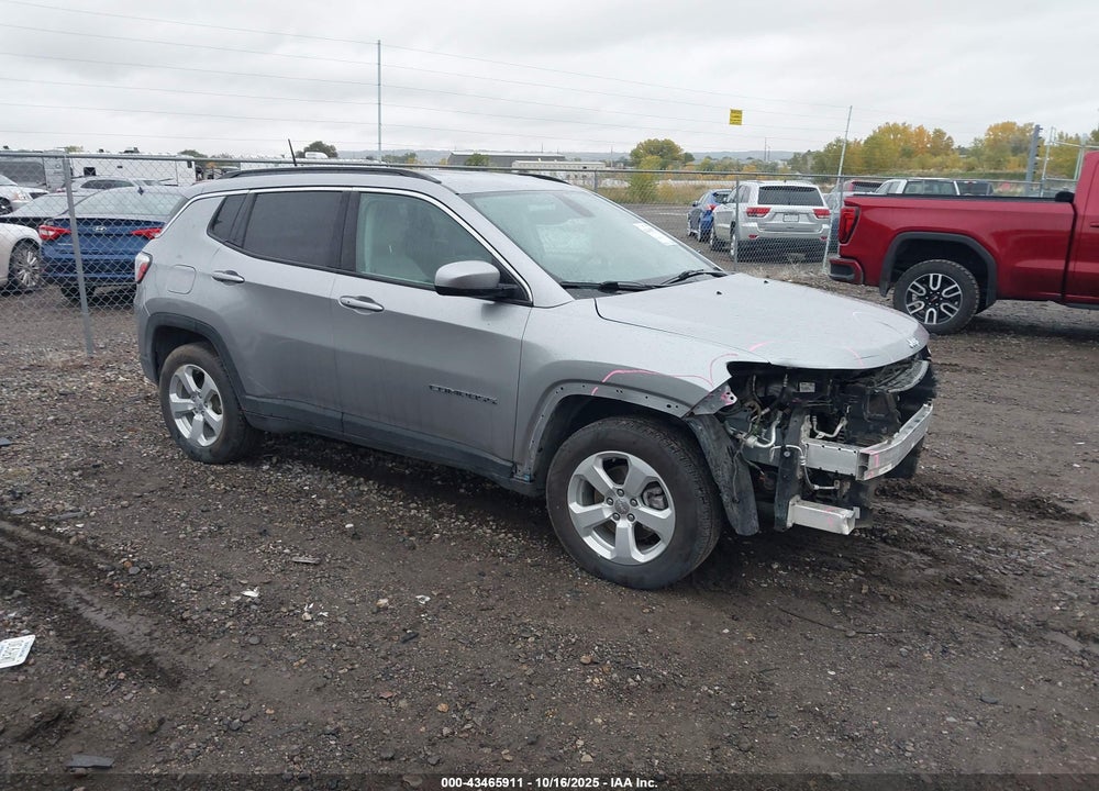 2018 JEEP COMPASS LATITUDE 4X4 VIN: 3C4NJDBBXJT350152