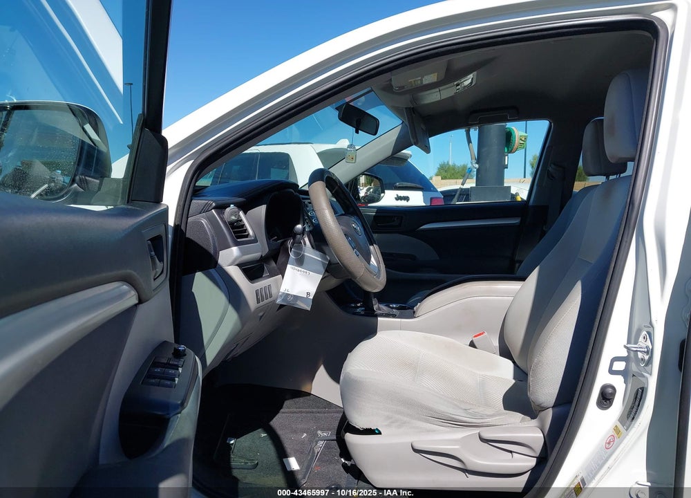2016 TOYOTA HIGHLANDER LE V6 VIN: 5TDZKRFH4GS170369