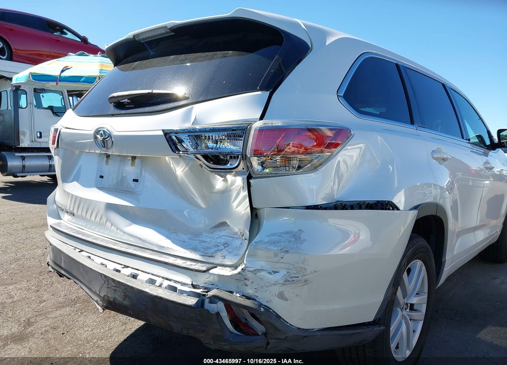 2016 TOYOTA HIGHLANDER LE V6 VIN: 5TDZKRFH4GS170369