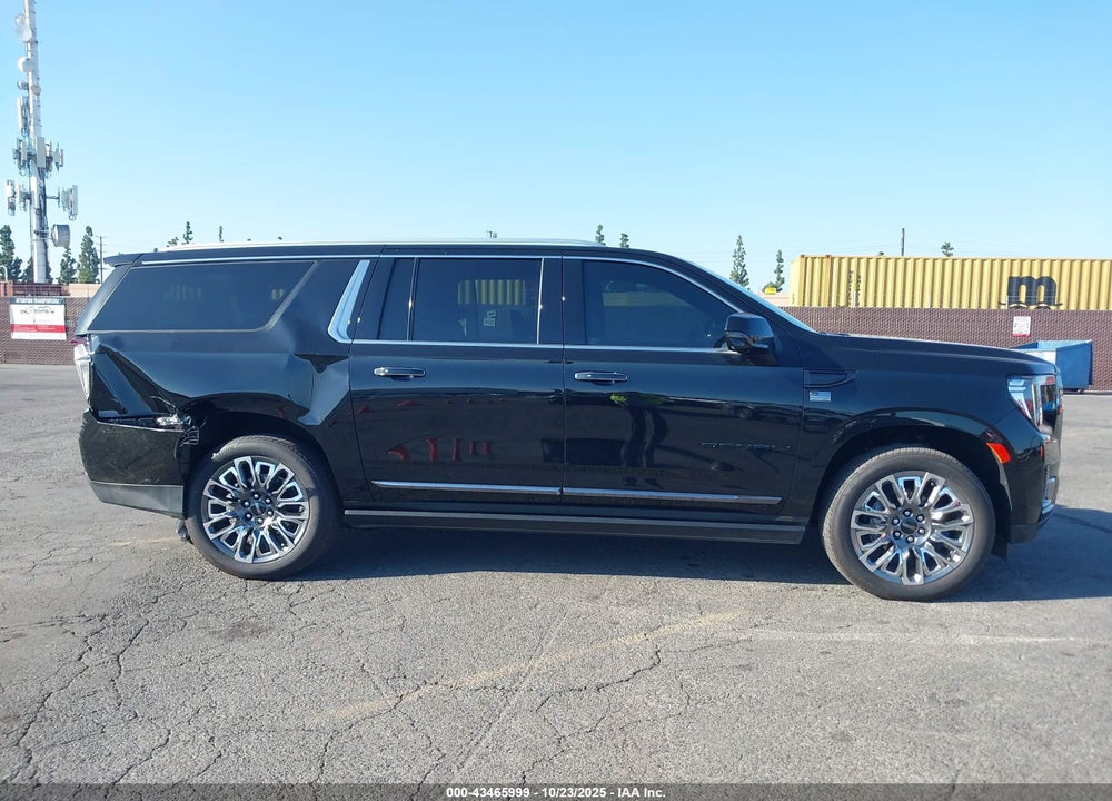 2024 GMC YUKON XL 4WD DENALI ULTIMATE VIN: 1GKS2KKT3RR276871