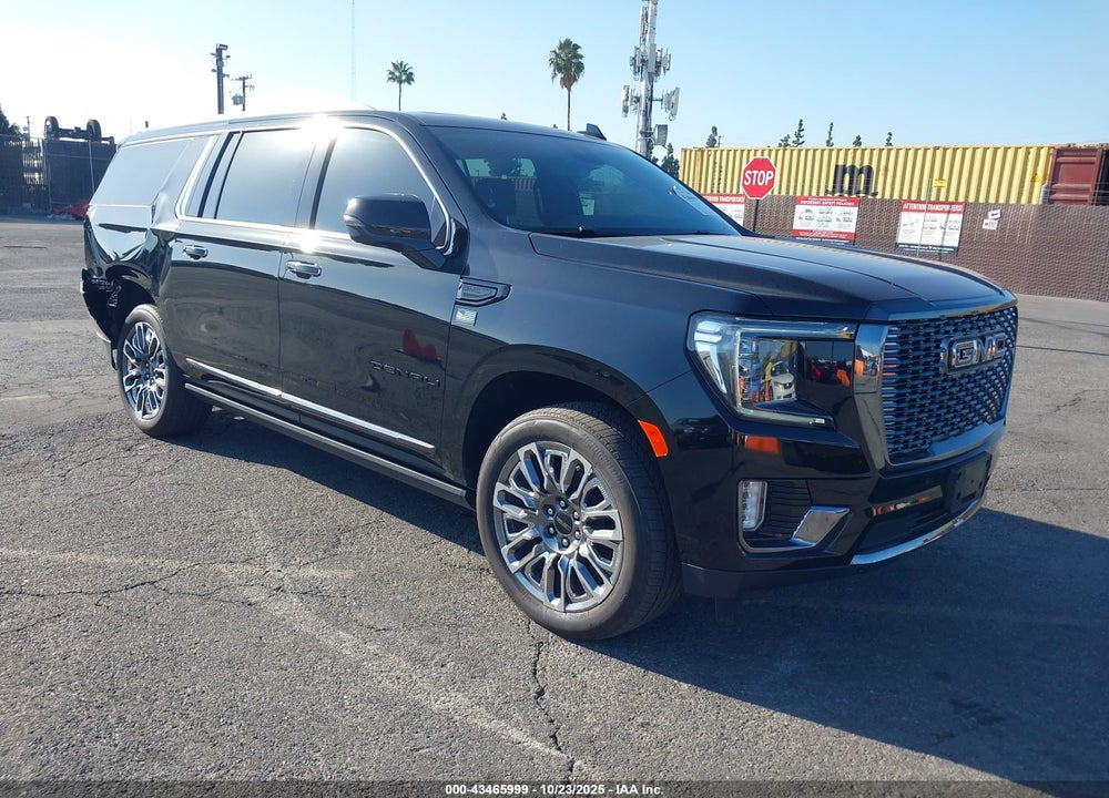 2024 GMC YUKON XL 4WD DENALI ULTIMATE VIN: 1GKS2KKT3RR276871