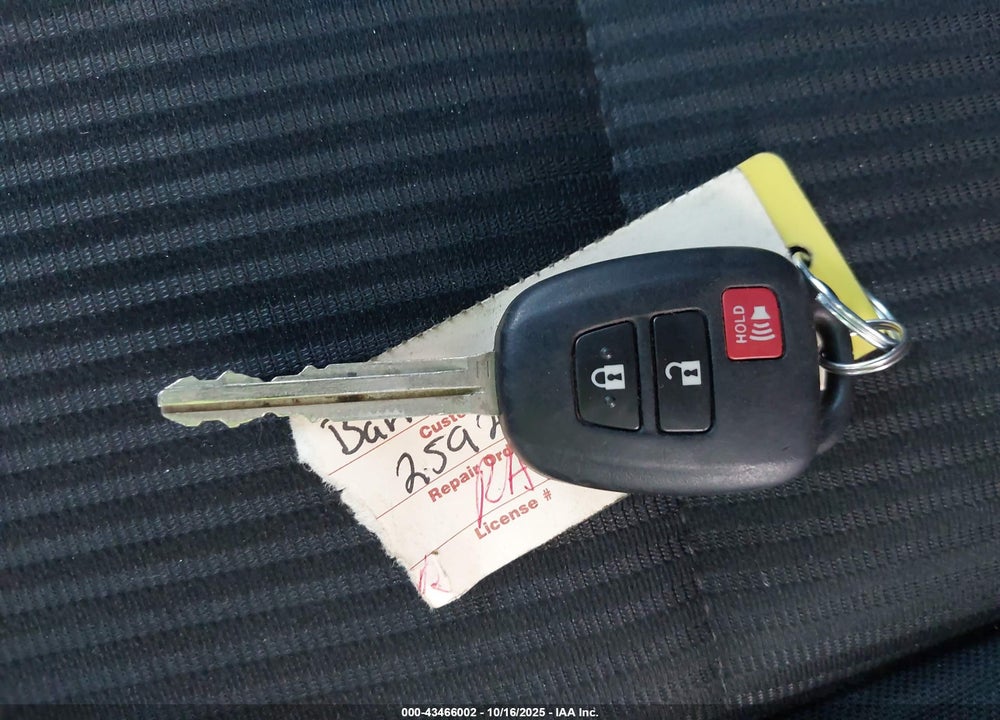 2016 TOYOTA RAV4 LE VIN: 2T3ZFREV7GW241316