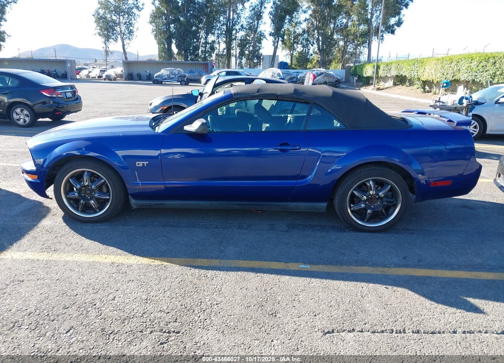 2005 FORD MUSTANG VIN: 1ZVFT84N655254180