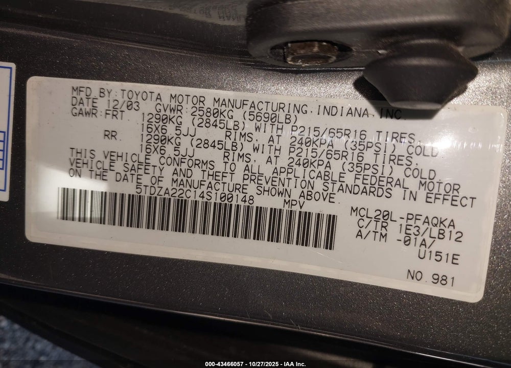 2004 TOYOTA SIENNA XLE VIN: 5TDZA22C14S100148