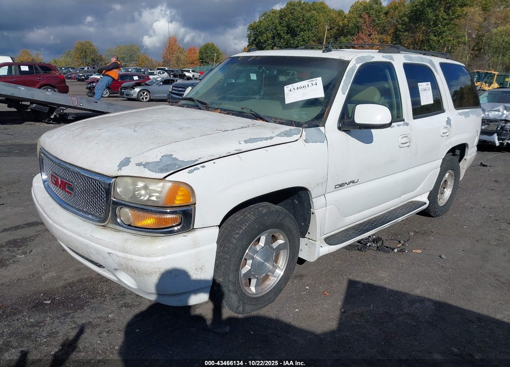2005 GMC YUKON DENALI VIN: 1GKEK63UX5J160569