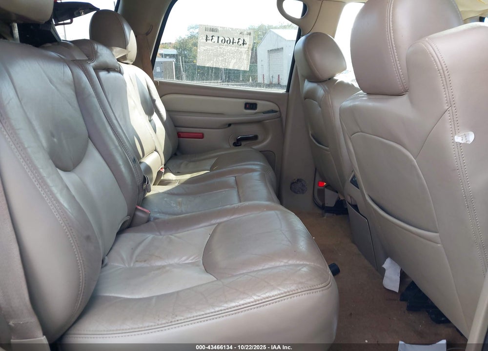 2005 GMC YUKON DENALI VIN: 1GKEK63UX5J160569