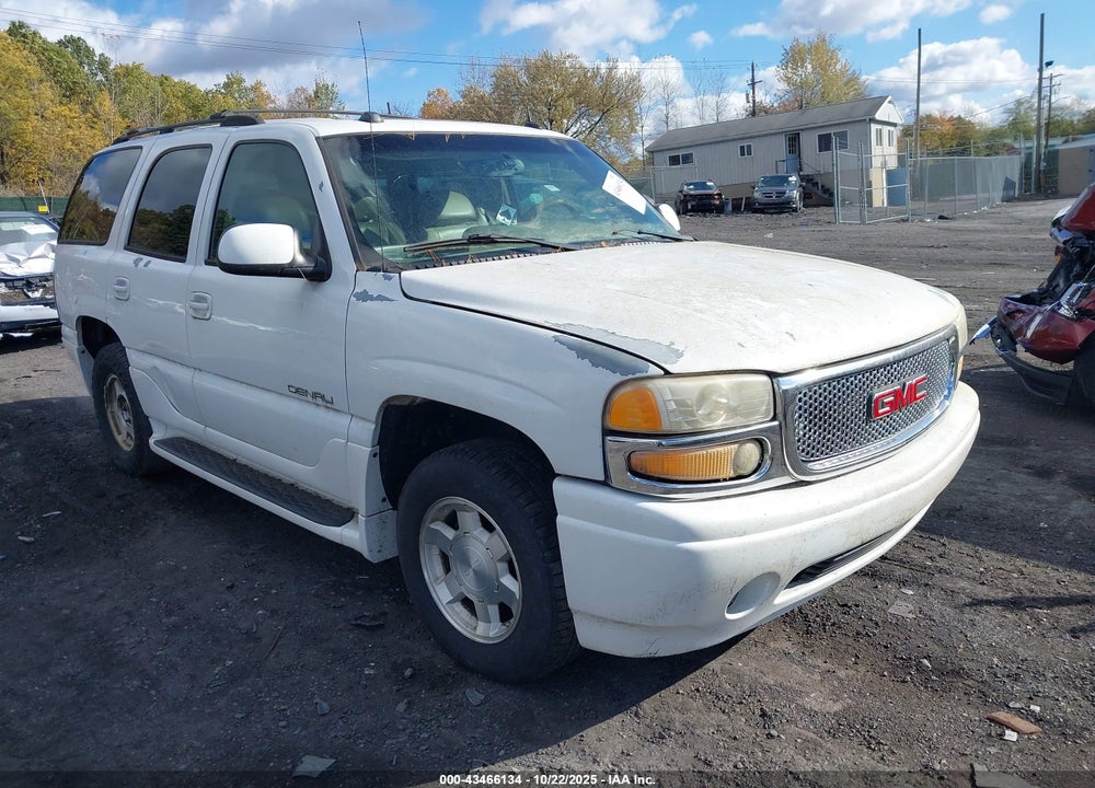 2005 GMC YUKON DENALI VIN: 1GKEK63UX5J160569
