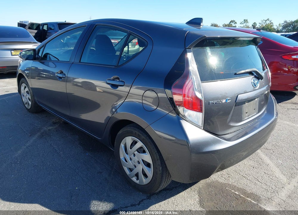 2015 TOYOTA PRIUS C TWO VIN: JTDKDTB39F1114524