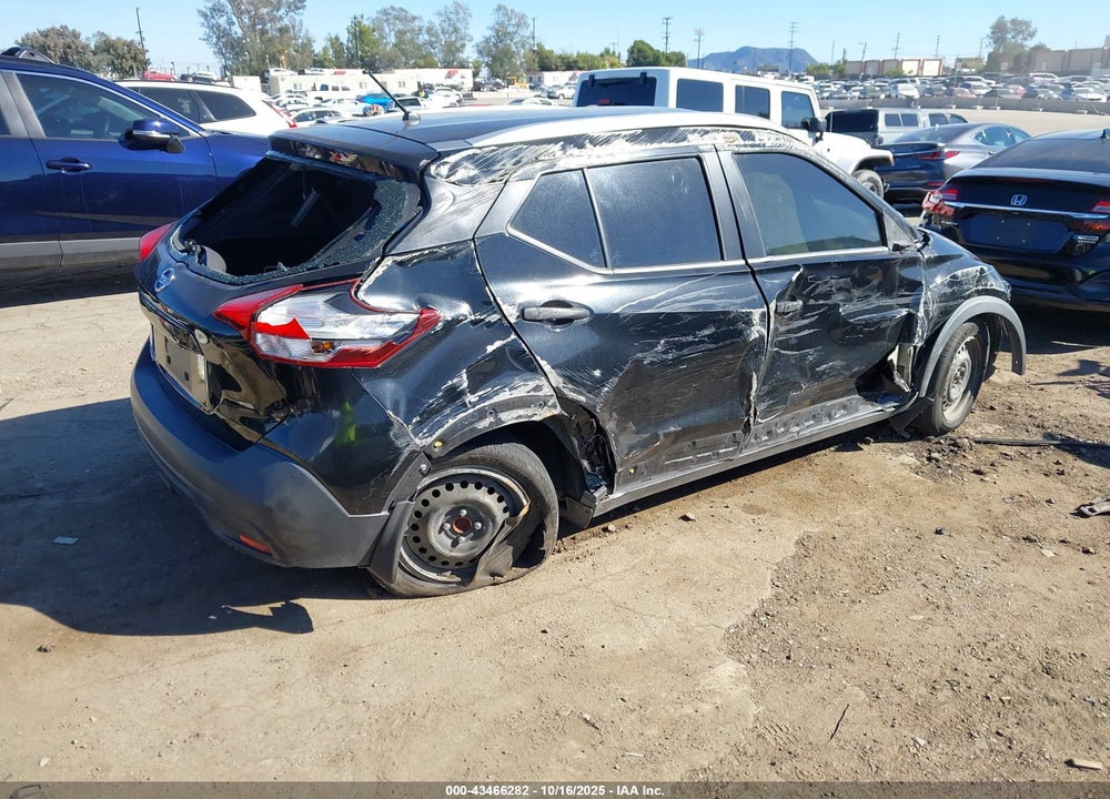 2019 NISSAN KICKS S VIN: 3N1CP5CU5KL470456