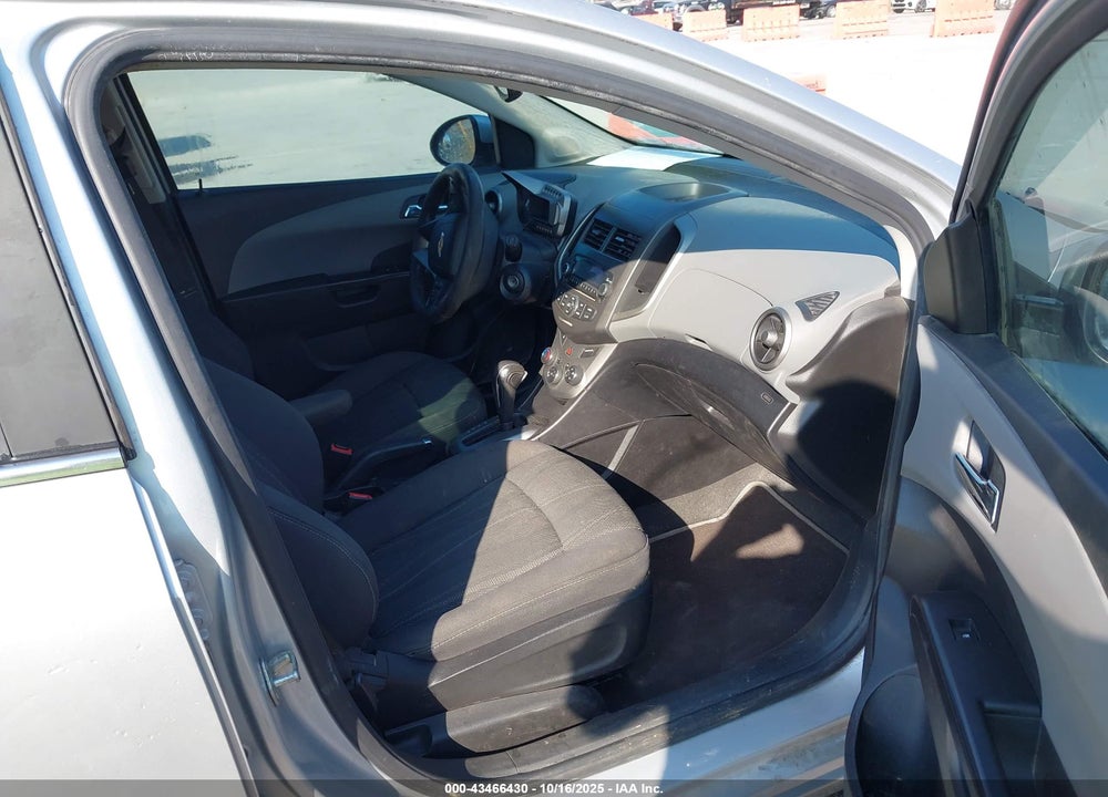2014 CHEVROLET SONIC LT AUTO VIN: 1G1JC6SH4E4148131
