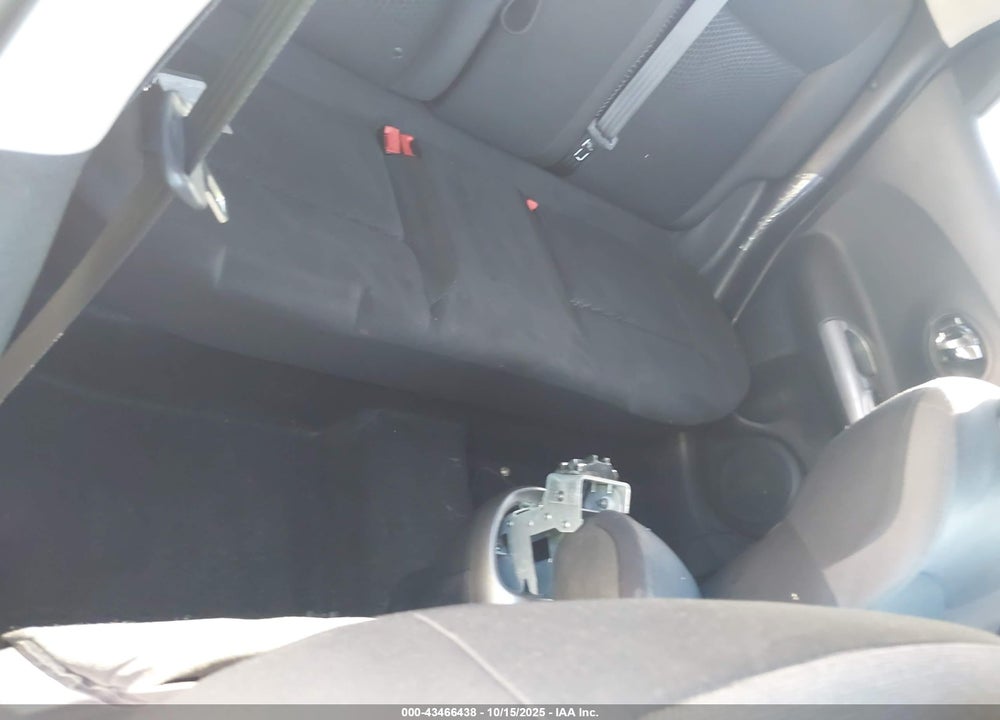 2015 NISSAN JUKE VIN: JN8AF5MR2FT500634