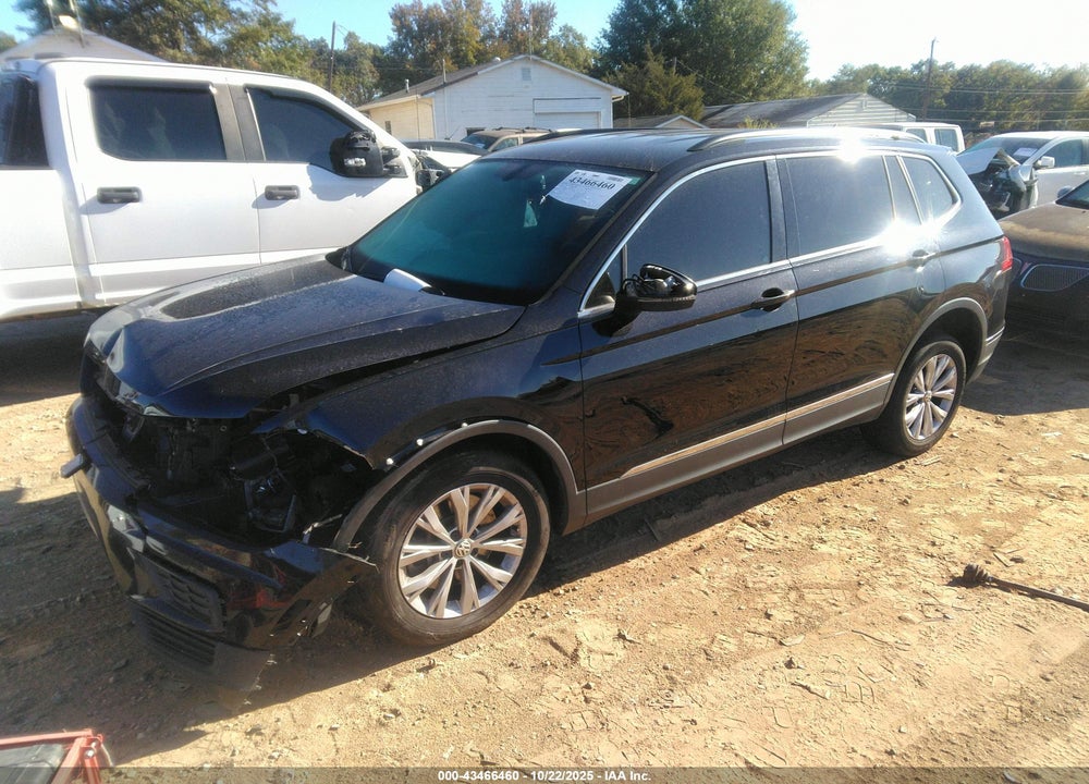 2018 VOLKSWAGEN TIGUAN 2.0T SE/2.0T SEL VIN: 3VV3B7AX9JM121380