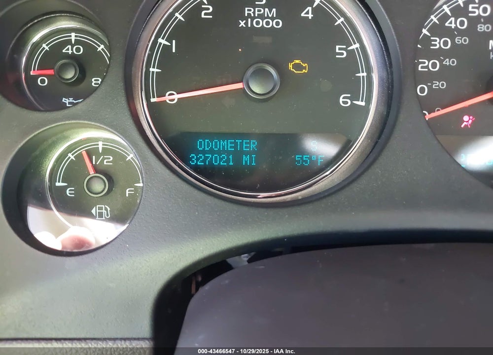 2011 GMC YUKON XL 1500 DENALI VIN: 1GKS1MEF6BR307203