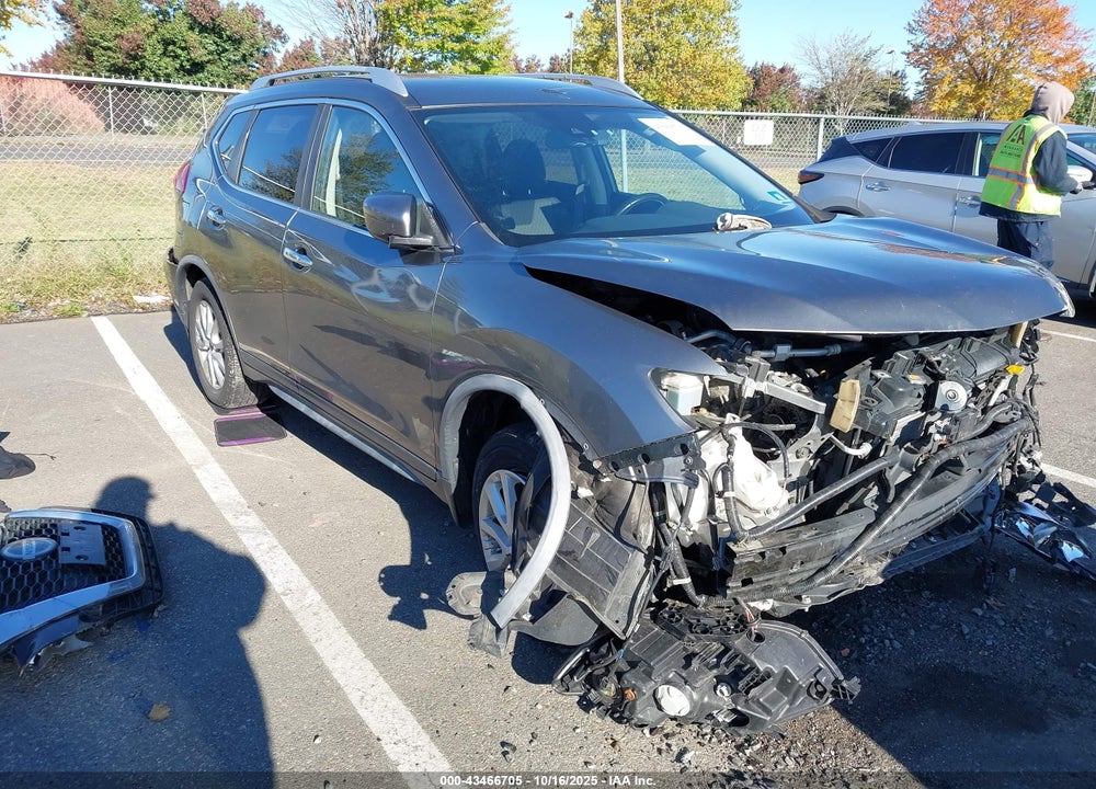 2020 NISSAN ROGUE SV INTELLIGENT AWD VIN: JN8AT2MV9LW114503
