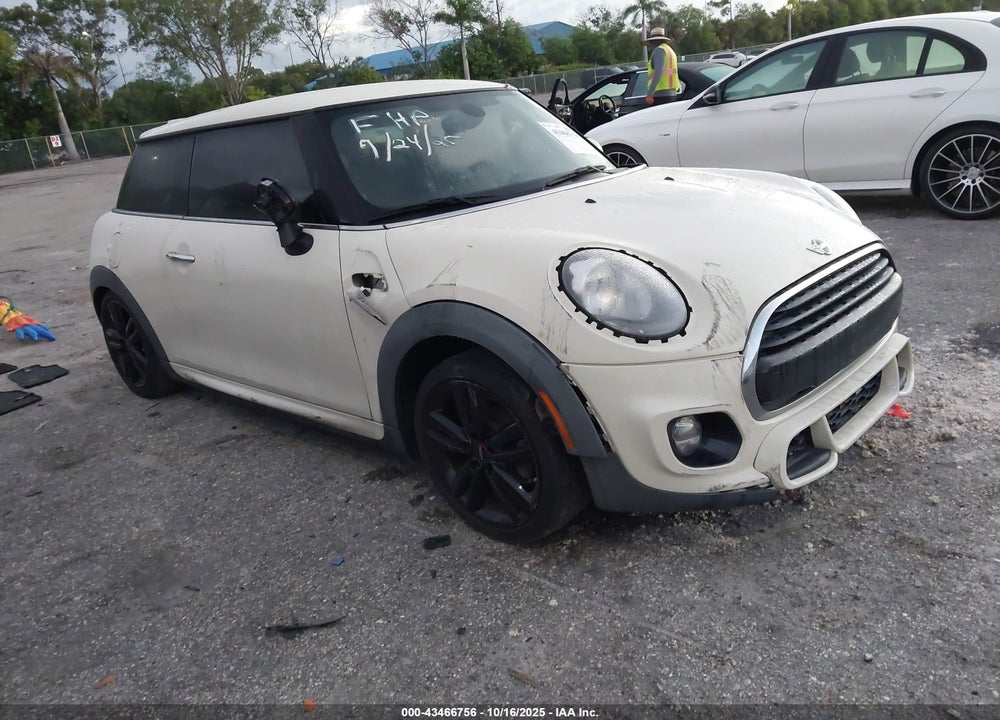 2018 MINI HARDTOP COOPER/OXFORD EDITION VIN: WMWXP5C59J3C65014