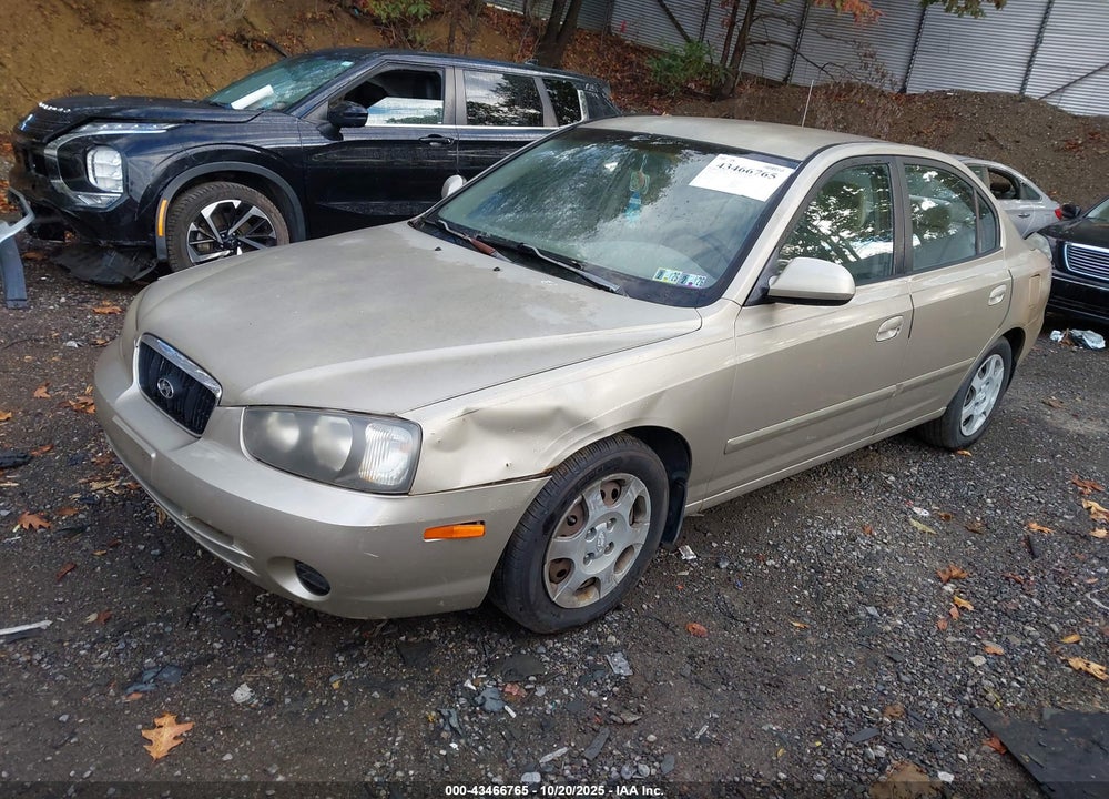 2002 HYUNDAI ELANTRA VIN: KMHDN45DX2U371342