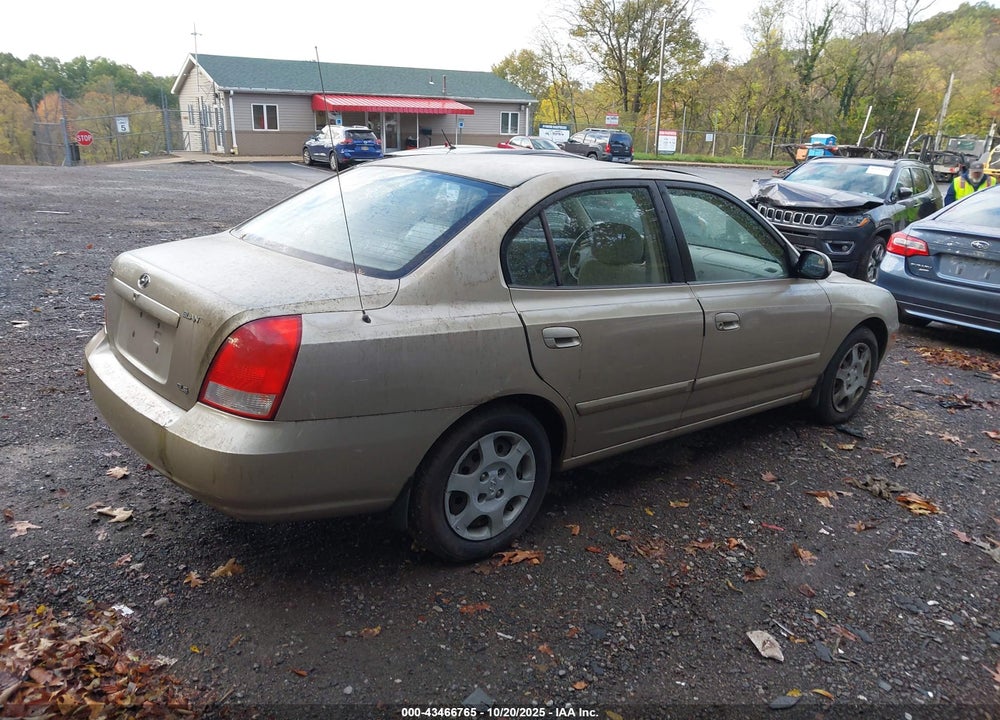 2002 HYUNDAI ELANTRA VIN: KMHDN45DX2U371342