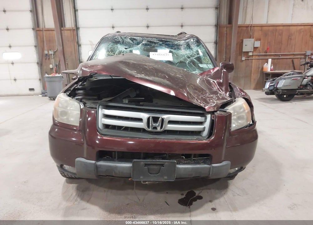 2008 HONDA PILOT VIN: 5FNYF18378B040031