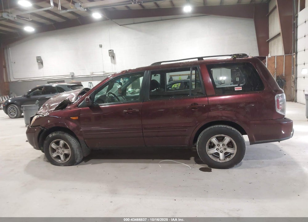 2008 HONDA PILOT VIN: 5FNYF18378B040031
