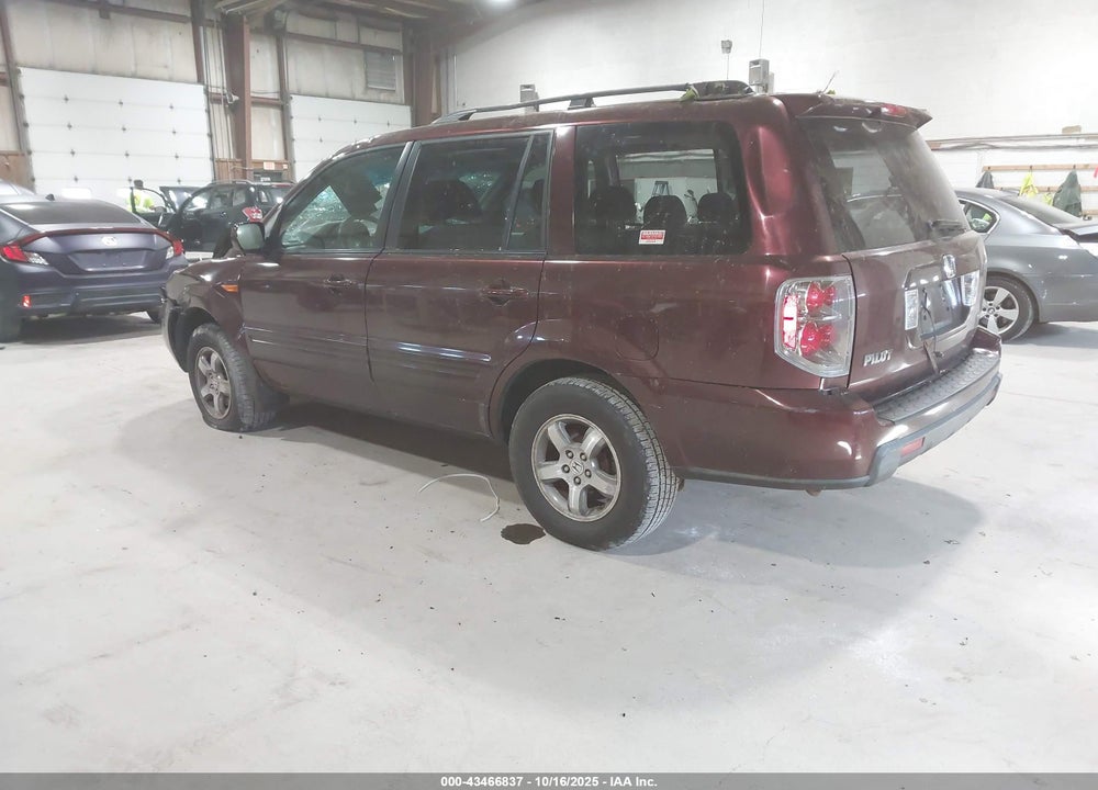2008 HONDA PILOT VIN: 5FNYF18378B040031