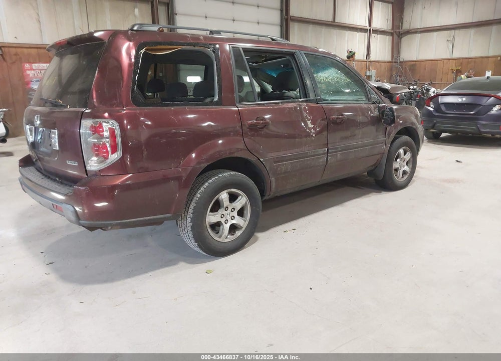 2008 HONDA PILOT VIN: 5FNYF18378B040031
