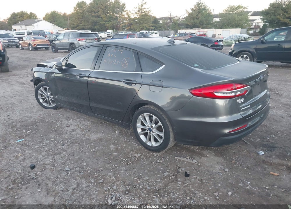 2019 FORD FUSION SE VIN: 3FA6P0HD4KR235121