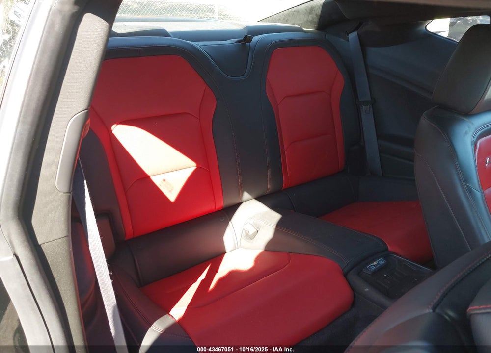 2017 CHEVROLET CAMARO VIN: 1G1FG1R70H0116024