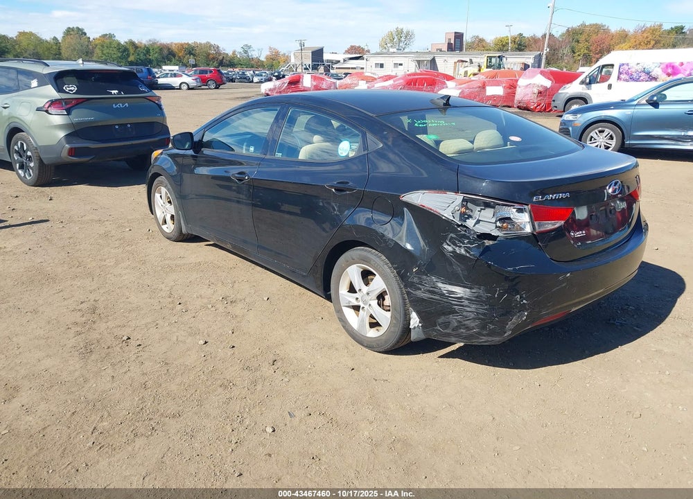 2013 HYUNDAI ELANTRA VIN: 5NPDH4AE8DH303984