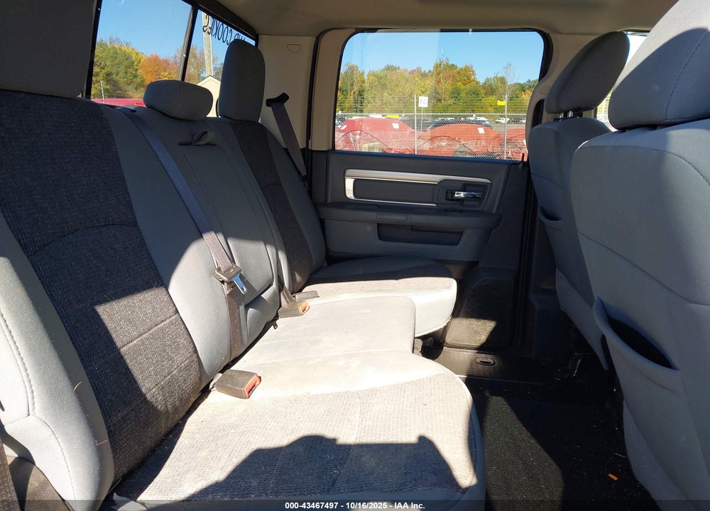 2019 RAM 1500 CLASSIC BIG HORN 4X4 5'7 BOX VIN: 1C6RR7LT9KS620470