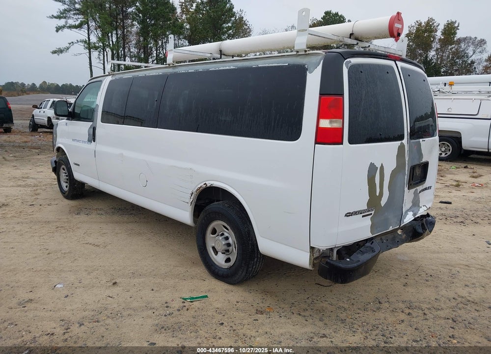 2005 CHEVROLET EXPRESS VIN: 1GAHG39U251216562