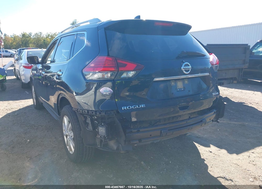 2017 NISSAN ROGUE SV VIN: JN8AT2MV1HW001877