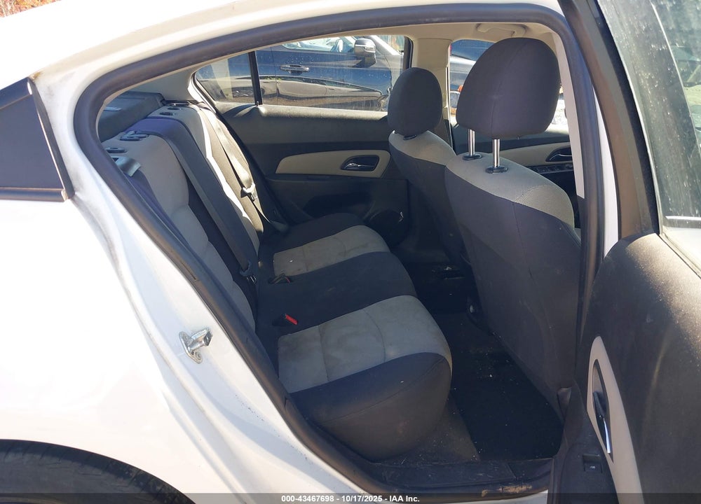 2015 CHEVROLET CRUZE LS AUTO VIN: 1G1PA5SH8F7108208