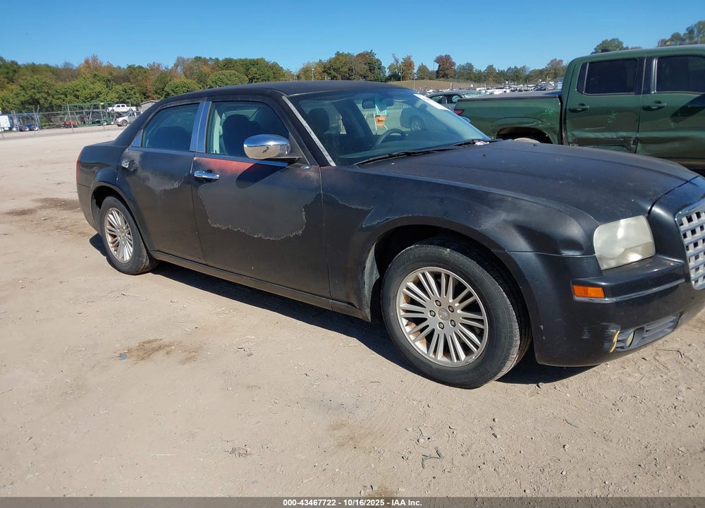 2010 CHRYSLER 300 TOURING VIN: 2C3CA4CD5AH105635