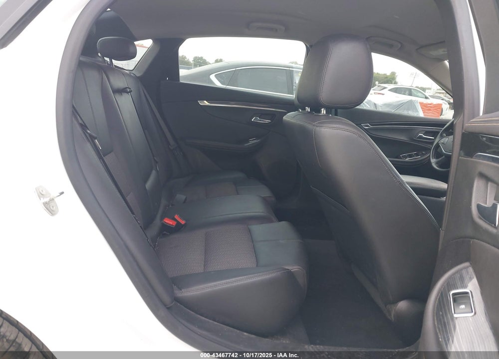 2017 CHEVROLET IMPALA 1LT VIN: 2G1105S33H9129384