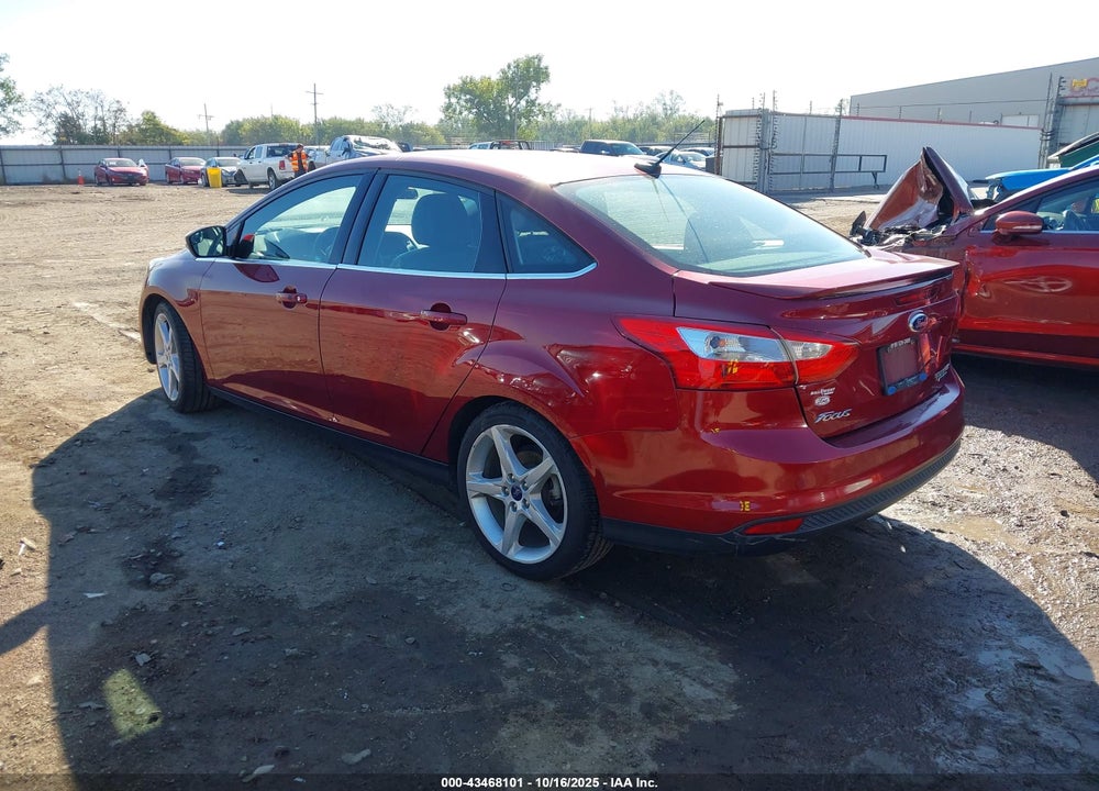 2013 FORD FOCUS TITANIUM VIN: 1FADP3J2XDL372762
