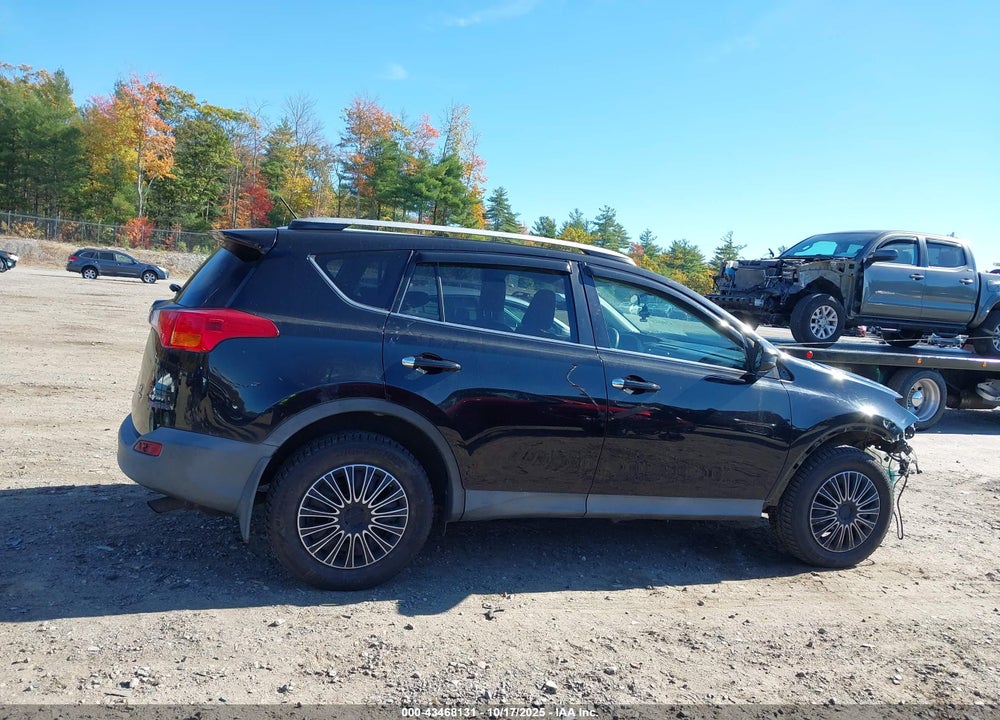 2013 TOYOTA RAV4 LE VIN: 2T3BFREV2DW102806