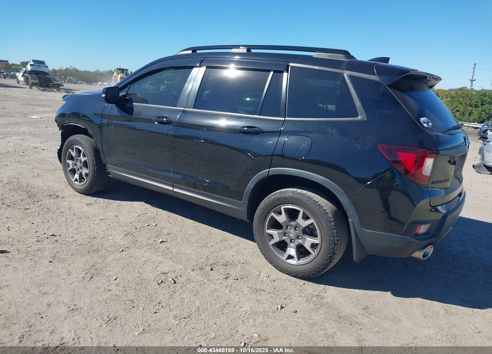 2022 HONDA PASSPORT AWD TRAILSPORT VIN: 5FNYF8H65NB009441