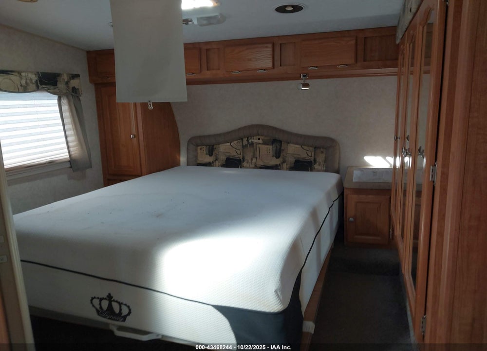 2008 ROCKWOOD FIFTH WHEEL /SIGNATU VIN: 4X4FRLD2481825455