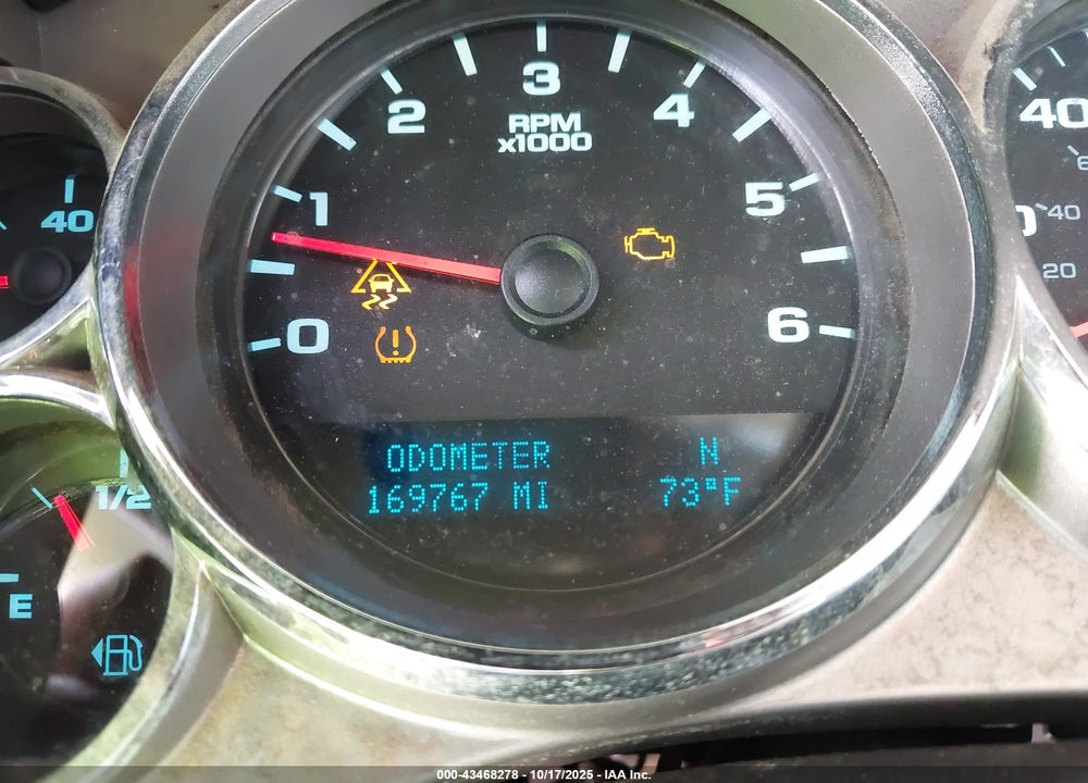 2011 CHEVROLET SILVERADO 1500 VIN: 3GCPKSE36BG152225