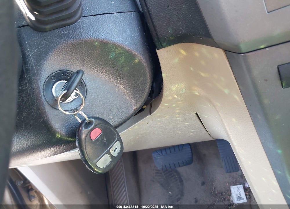2008 SATURN VUE 4-CYL XE VIN: 3GSCL33P48S503070