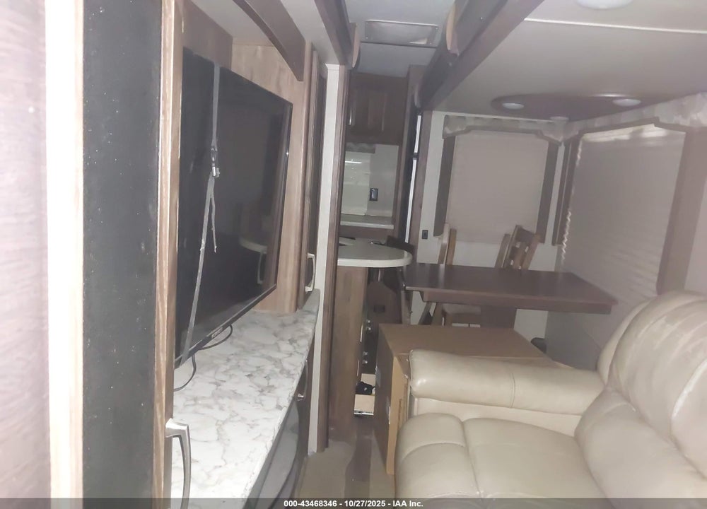 2018 KEYSTONE COUGAR VIN: 4YDF28R25J2502044