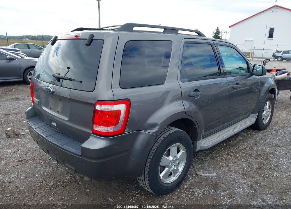 2010 FORD ESCAPE XLT VIN: 1FMCU0D70AKB56629
