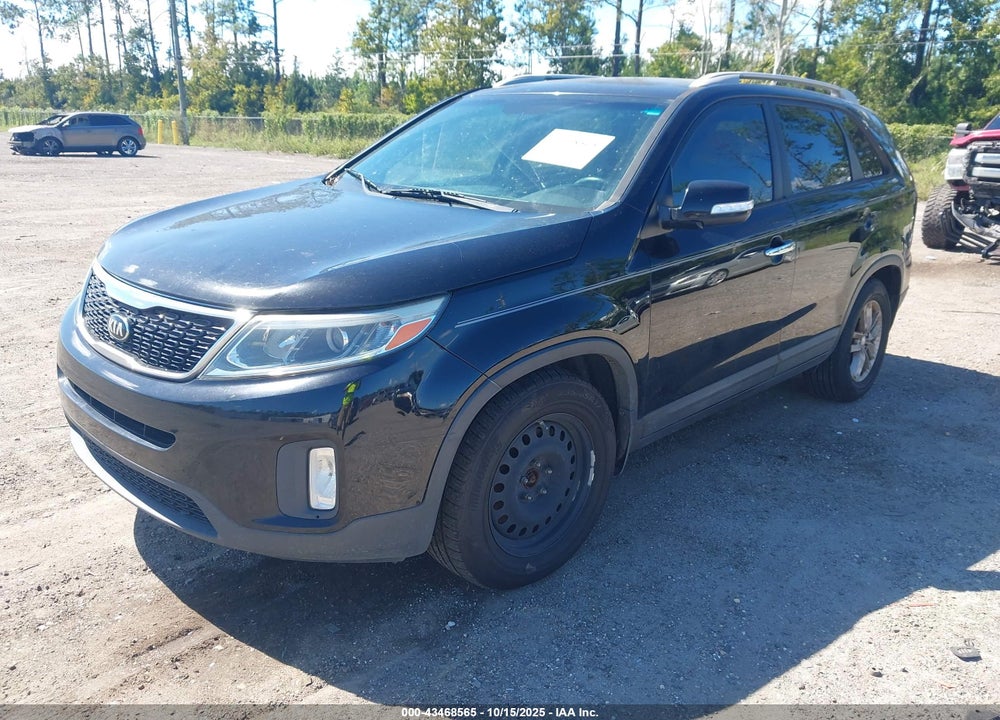 2015 KIA SORENTO LX VIN: 5XYKT3A60FG633394