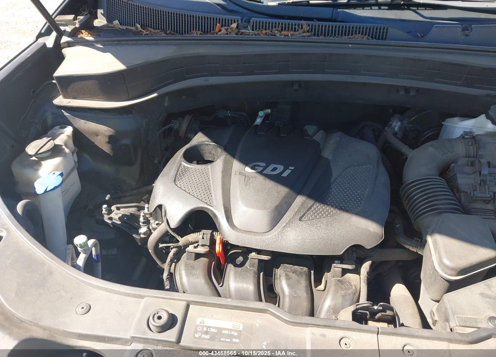 2015 KIA SORENTO LX VIN: 5XYKT3A60FG633394
