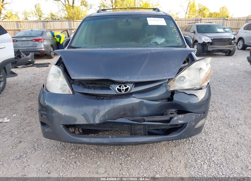 2009 TOYOTA SIENNA XLE VIN: 5TDZK22C29S226684