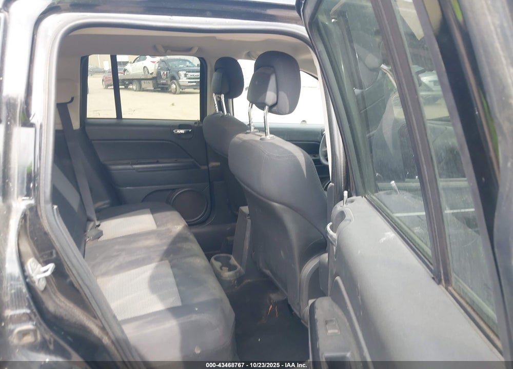2010 JEEP COMPASS VIN: 1J4NT4FA4AD516774